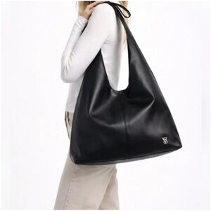 NEW VICTORIA’S SECRET black Faux Leather Slouchy Hobo Shoulder Bag Bow 19x13”